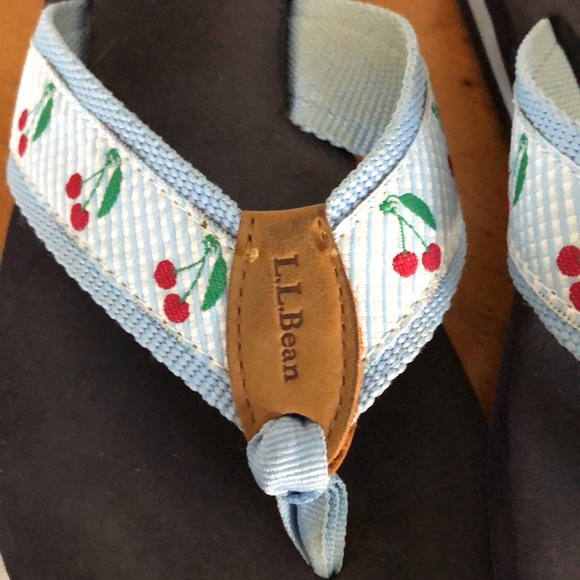 Women’s LL Bean sandals, light blue with cherry design, 6M - Picture 6 of 6